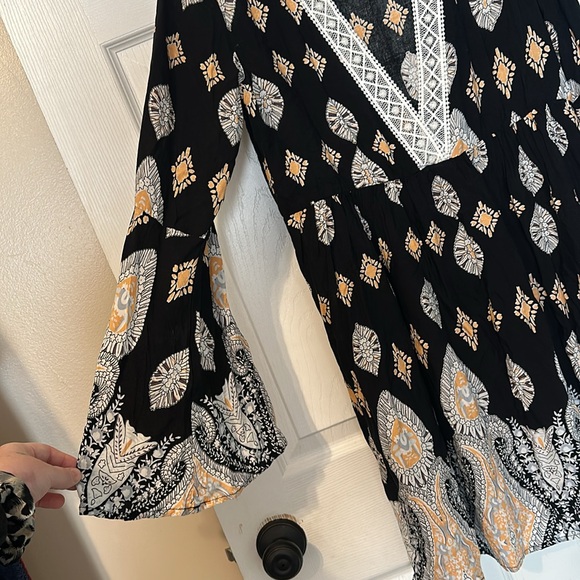 Black/ print flowy sundress - Picture 3 of 8